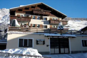 Dom apartamentowy Casa Federica