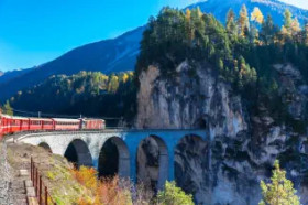 Szwajcaria i Włochy - Czerwony pociąg i