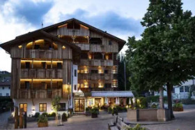 Artnatur Dolomites Hotel