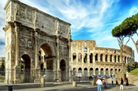 Wielkanocne Śniadanie W Rzymie