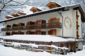 Hotel Garni Lago Nembia