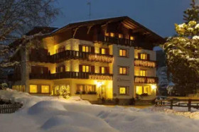Hotel Dolomiten