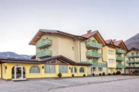 Hotel Monclassico & Hotel